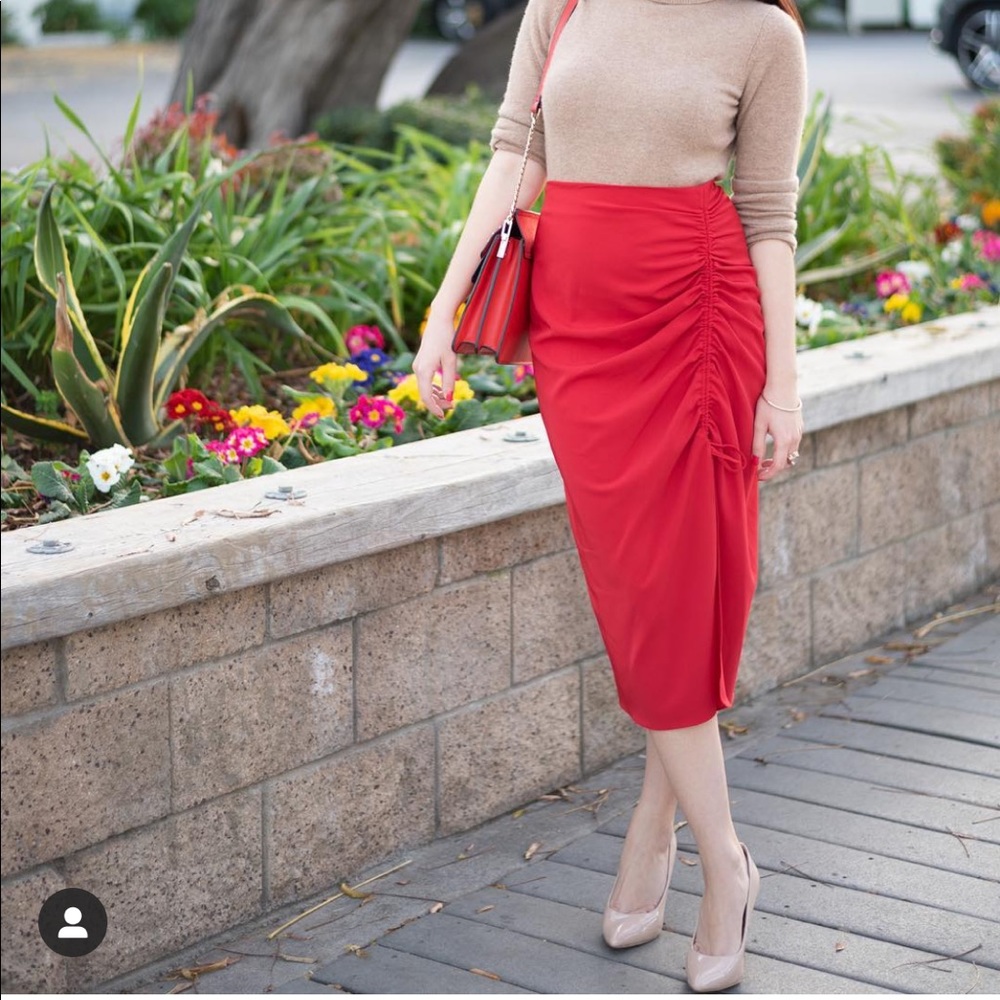 Red Zara skirt, worn one time for photo